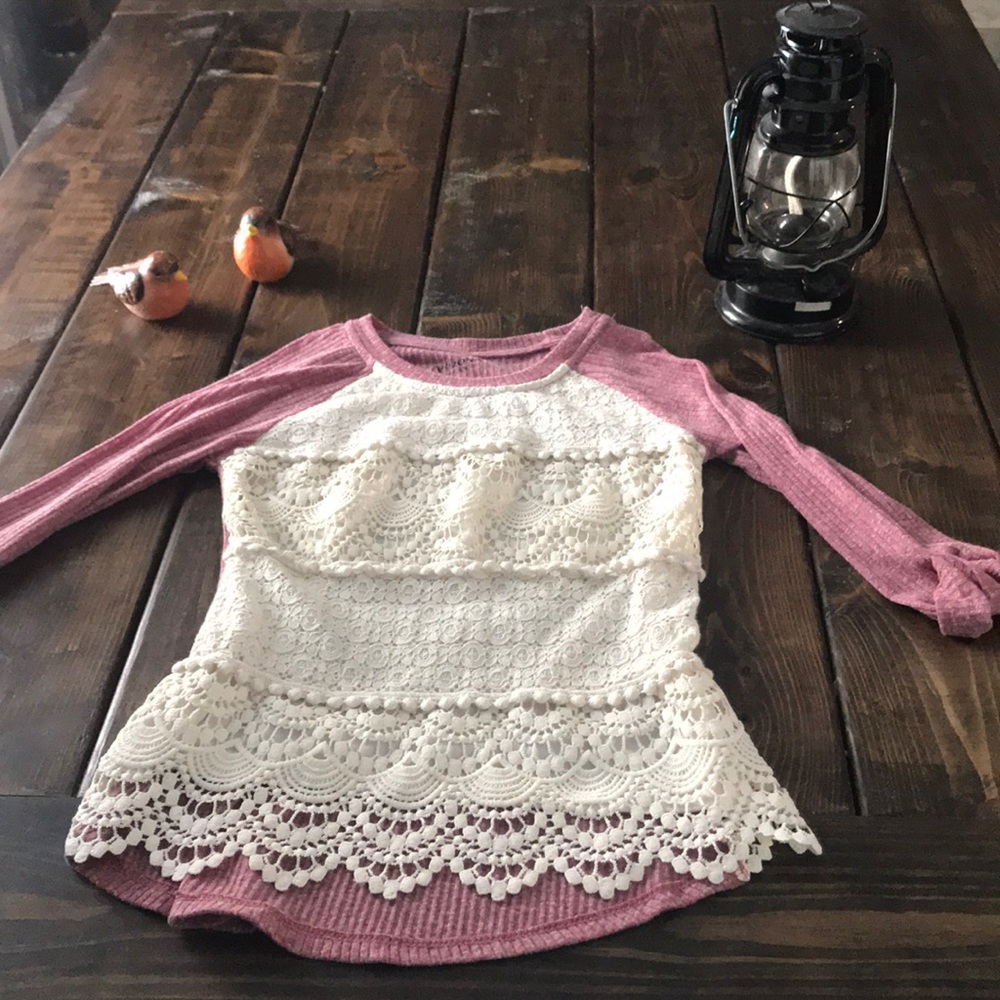 Mid sleeve top SIZE 14